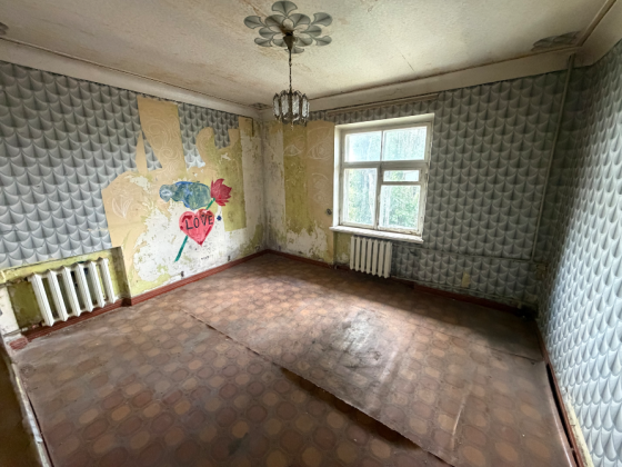 Продам 3 к.кв.+гараж, 3/3 эт., 67 м.кв. - Макеевка, пос. Путь Ильича, ул. Физкультурная Макеевка