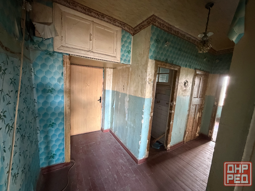 Продам 3 к.кв.+гараж, 3/3 эт., 67 м.кв. - Макеевка, пос. Путь Ильича, ул. Физкультурная Макеевка - изображение 7