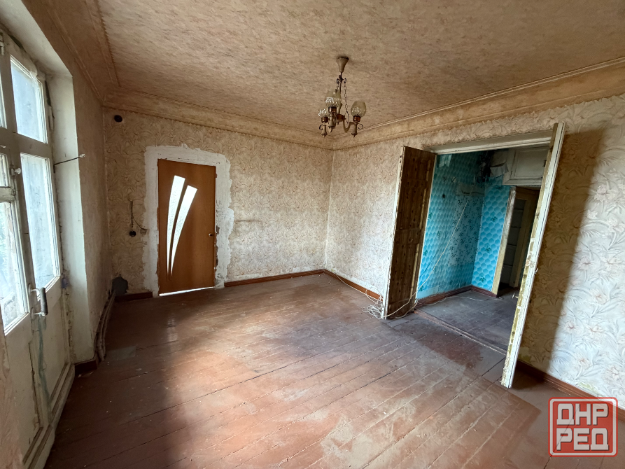 Продам 3 к.кв.+гараж, 3/3 эт., 67 м.кв. - Макеевка, пос. Путь Ильича, ул. Физкультурная Макеевка - изображение 3