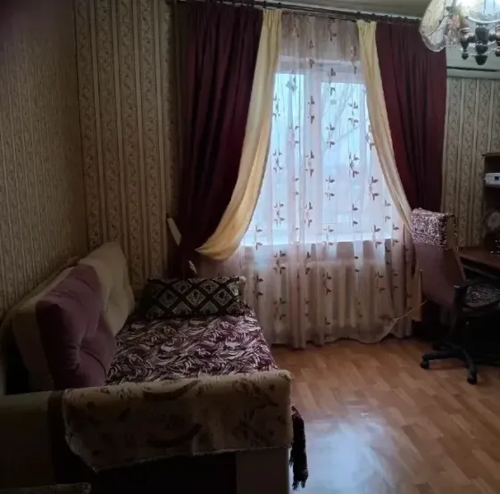 Сдам 1-комнатную квартиру в Центре Гвардейки Макеевка