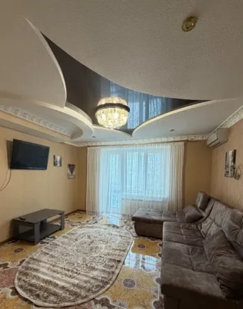 Сдам 3-х комнатную квартиру на Бажанова Макеевка