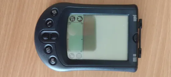 Карманный компьютер Palm One M100 Донецк