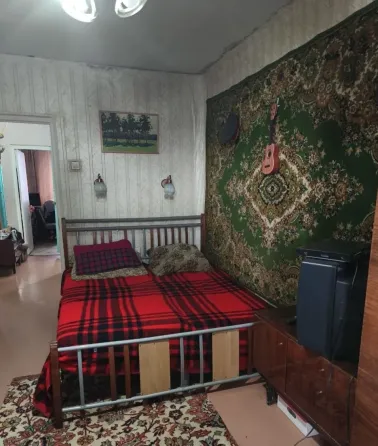 Продам 3-х комнатную квартиру на Зеленом Макеевка