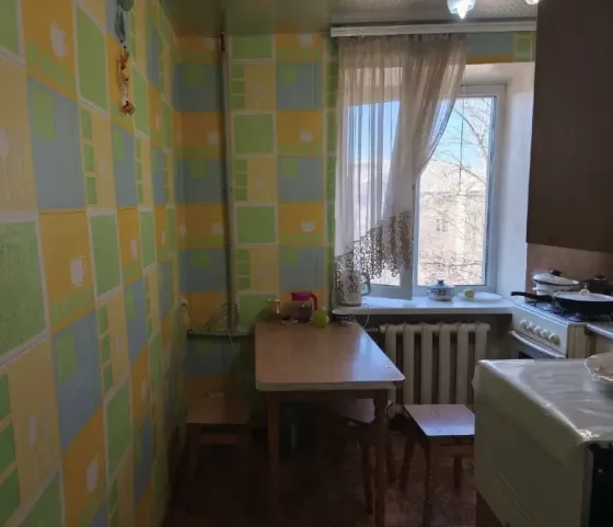 Продам 2-х комнатную квартиру в Центре Макеевки, м-н Центральный Макеевка