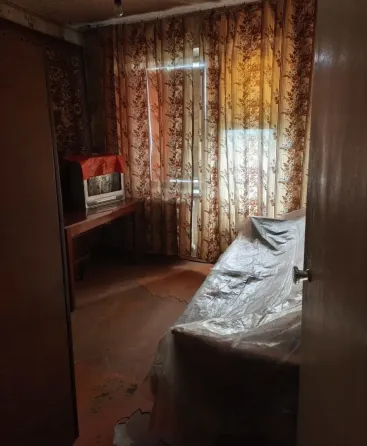 Продам 3-х комнатную квартиру в м-не Октябрьский Макеевка