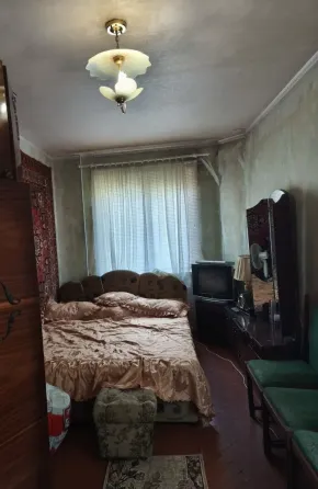Продам 2-х комнатную квартиру на Черёмушках Макеевка