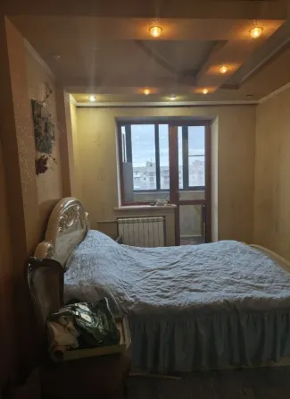 Продам 3-х комнатную квартиру на Зеленом Макеевка