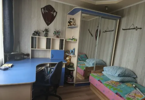 Продам 3-х комнатную квартиру на Зеленом Макеевка