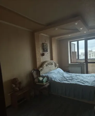 Продам 3-х комнатную квартиру на Зеленом Макеевка