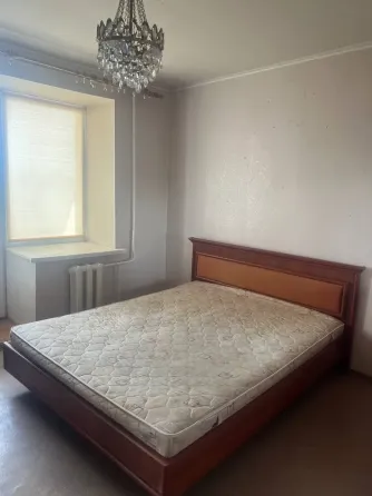 Продам 2-кв.,крытый рынок,б.школьный Донецк