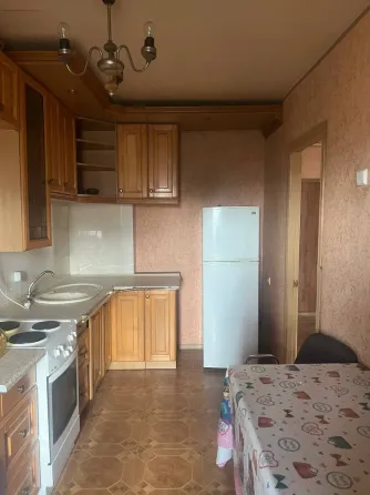 Продам 2-кв.,крытый рынок,б.школьный Донецк