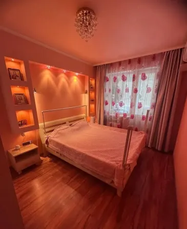 Продам 3-х комнатную квартиру в Центре Макеевки, Солнечный м-н Макеевка