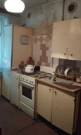 Продам 3-х комнатную квартиру на Бажанова Макеевка