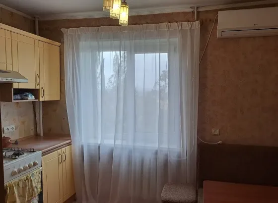 Продам 2-х комнатную квартиру на Батова Макеевка