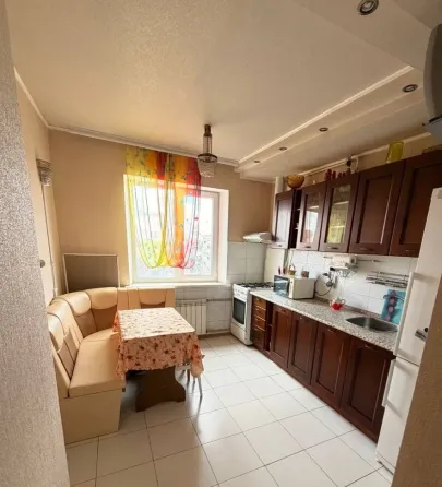 Продам 3-х комнатную квартиру в Центре Макеевки, Солнечный м-н Макеевка