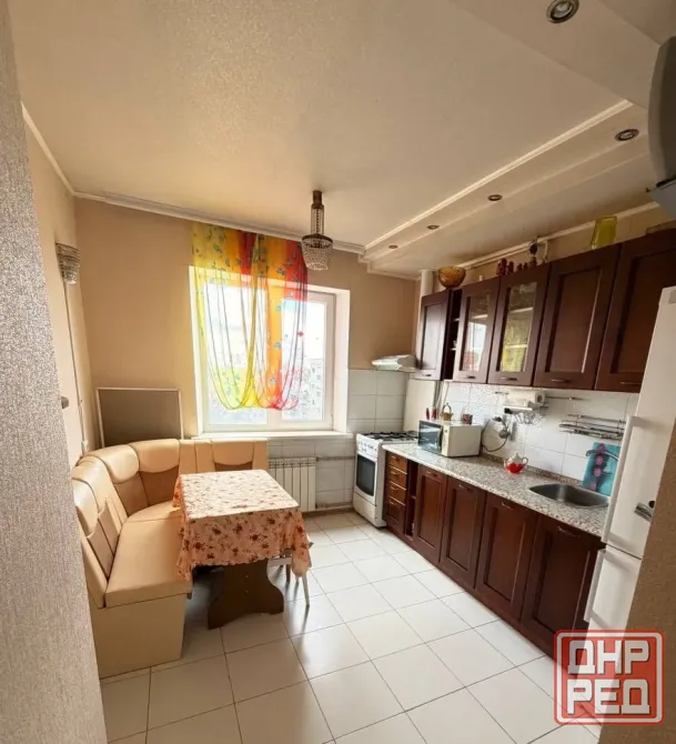Продам 3-х комнатную квартиру в Центре Макеевки, Солнечный м-н Макеевка - изображение 2