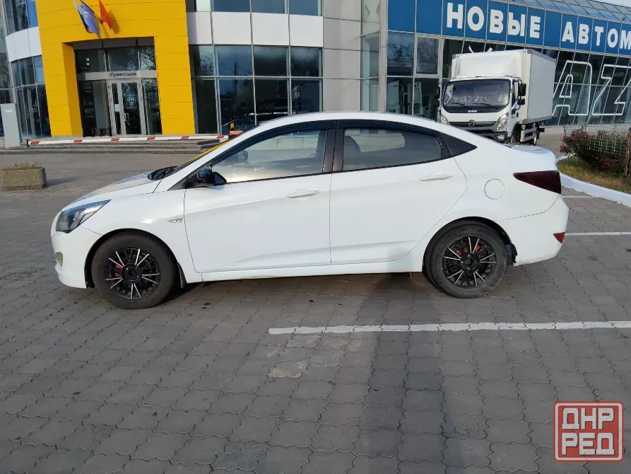 Прожаи автомобиль Hyundai Solaris Донецк - изображение 2
