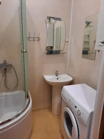 Калининский рынок, 1к. кв-ра, ЕВРОремонт, б-р Шевченко Донецк