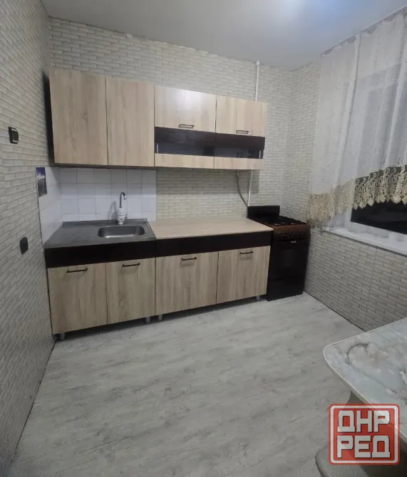 Продам 3-х комнатную квартиру на Зелёном Макеевка - изображение 1
