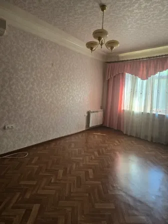 Продам 3-х комнатную квартиру на Восточном Макеевка