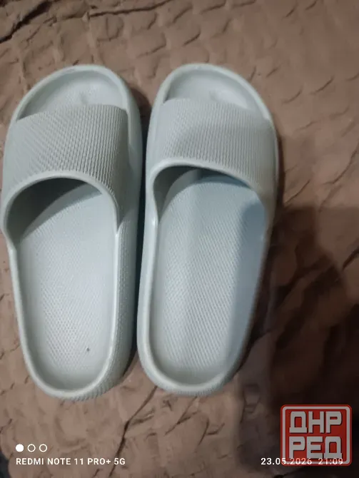 Продам шлепанцы Макеевка - изображение 1