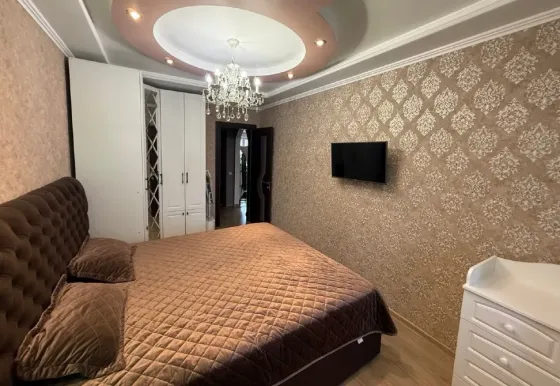 Продам 3-х комнатную квартиру на Калининском Макеевка
