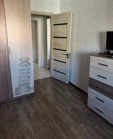 Продам 3-х комнатную квартиру на Зеленом Макеевка