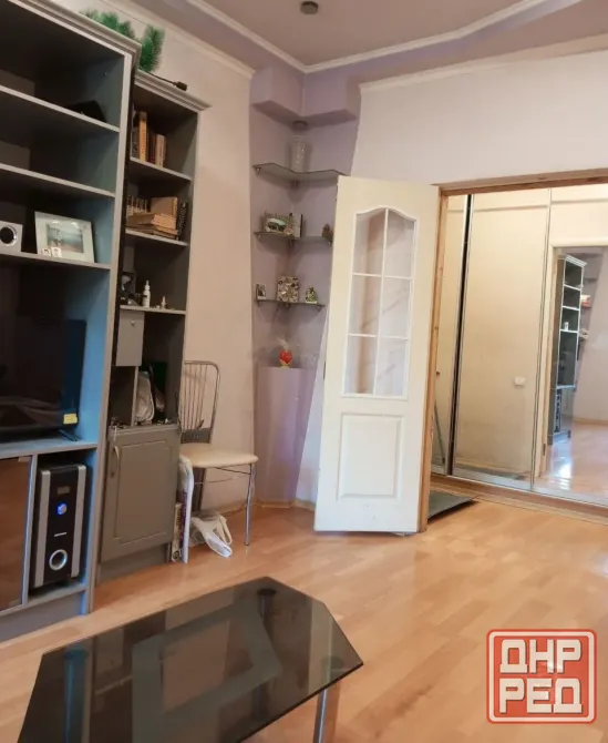 Продам 2-х комнатную квартиру в Центре Макеевки в районе ЦУМа Макеевка - изображение 4