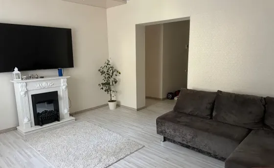 Продам 3-х комнатную квартиру в Центре Макеевки Макеевка