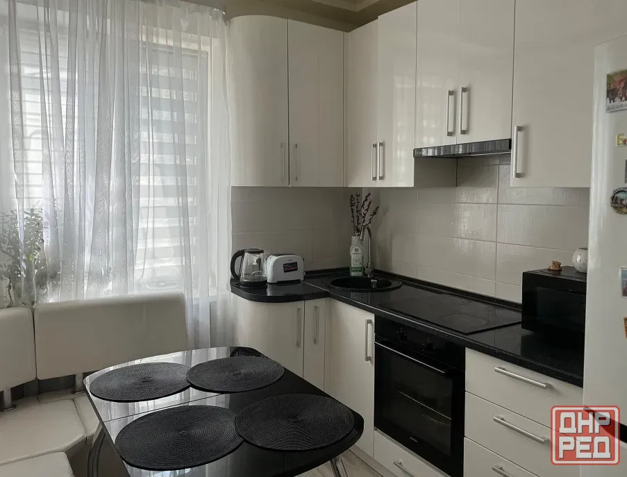 Продам 3-х комнатную квартиру в Центре Макеевки Макеевка - изображение 1