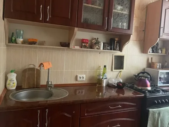 Продам 2-х комнатную квартиру на Бажанова Макеевка