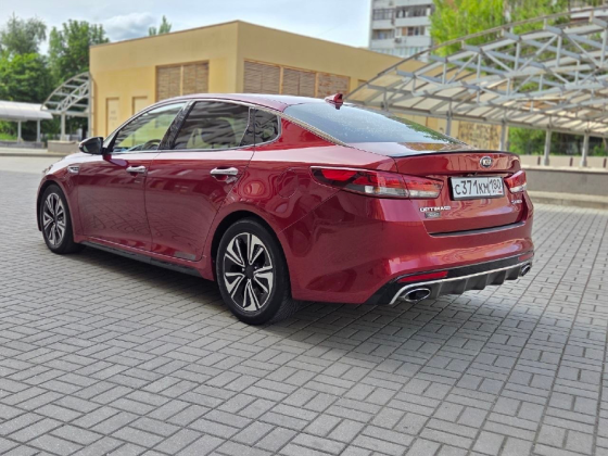 Продам Kia optima Донецк