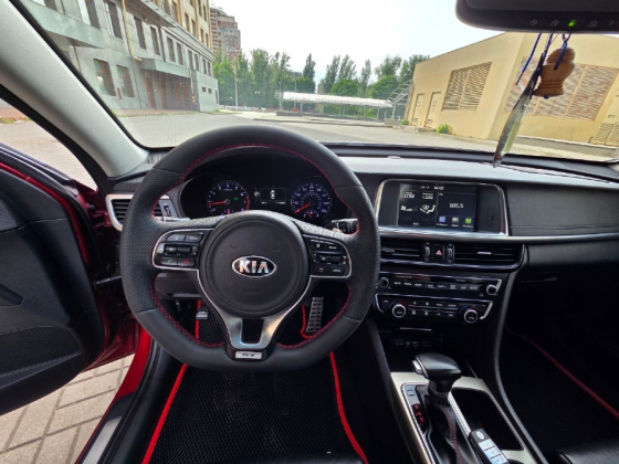 Продам Kia optima Донецк