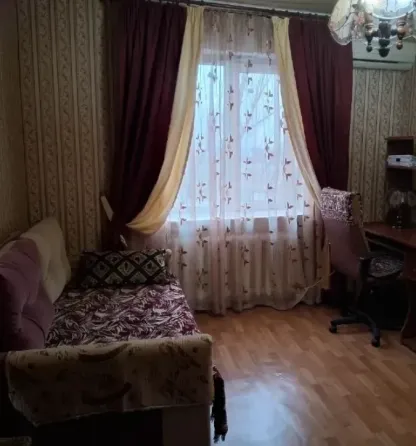 Сдам 1-комнатную квартиру в центре Гвардейки Макеевка