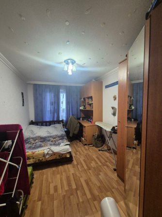 Продается 4-комнатная квартира в Ленинском районе! Донецк