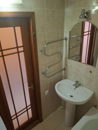 Продам 3к кв Киевский Раисполком 75кв! Донецк