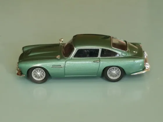 Aston Martin DB4 Coupe (дефект покраски) - DeAgostini - 1/43 Донецк
