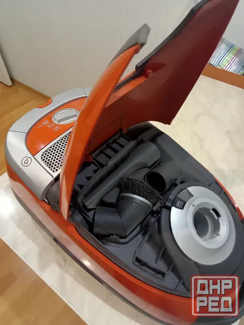Продаю Пылесос Miele модель S 5211 Донецк - изображение 6
