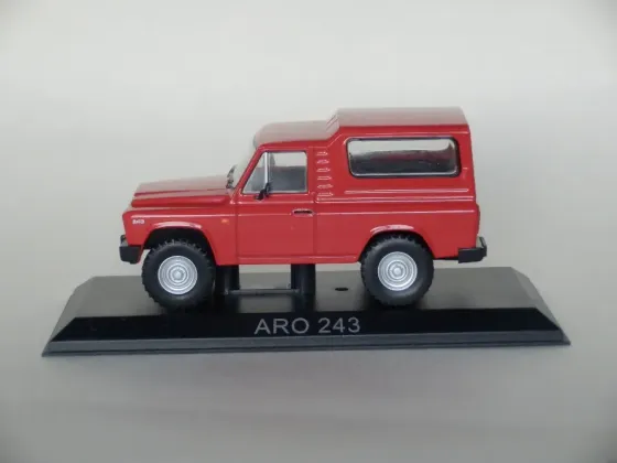 ARO 243 - DeAgostini (Masini de Legenda)- 1/43 Донецк