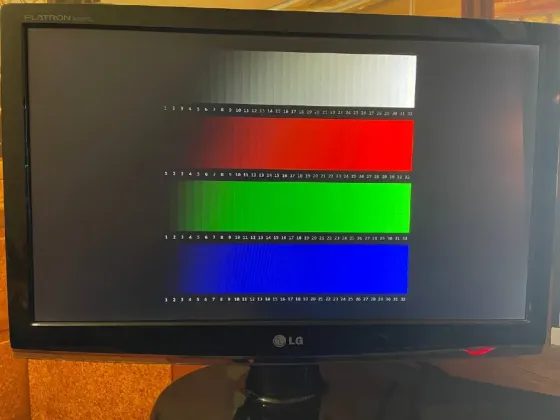 Монитор LG Flatron W2253TQ Макеевка