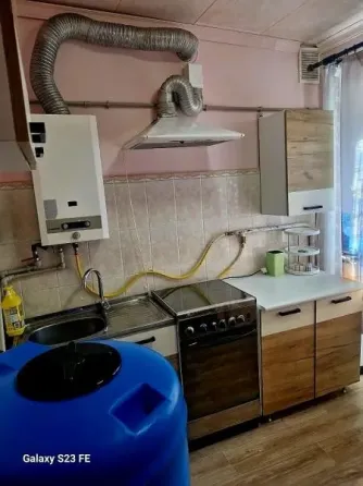 Продам 2 ком кв в Киевском р-н по ул Университетской (пл Шахтерская) Донецк