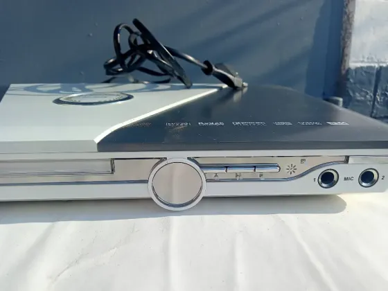 Проигрыватель DVD Reellex DC-8220 Донецк