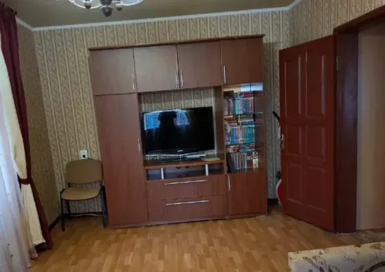 Сдам 1-комнатную квартиру в Центре Гвардейки Макеевка