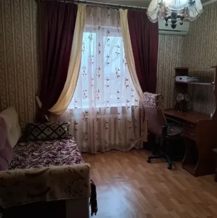 Сдам 1-комнатную квартиру в Центре Гвардейки Макеевка