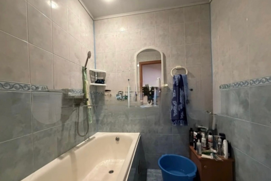 Продажа 3-х комнатной квартиры Макеевка, м-н Зелёный, (ориентир Скорая помощь) Макеевка