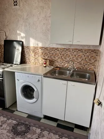 Продаётся 2-х комнатная квартира в г. Амвросиевка Амвросиевка
