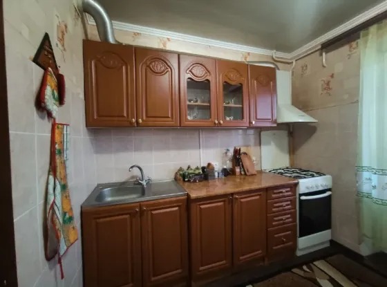Продам двухстороннюю 2к квартиру в Донецке Донецк