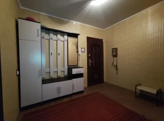 Продам двухстороннюю 2к квартиру в Донецке Донецк