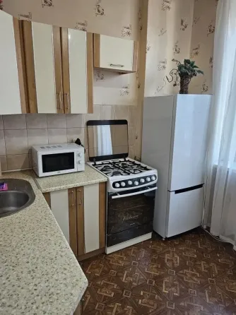 сдам 1х квартиру по пр. Ленина Мариуполь