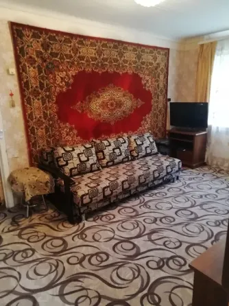 Продается 2-комнатная квартира с автономным отоплением Шахтерск